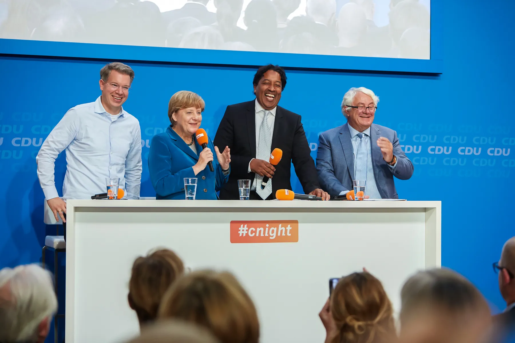 frank thelen cnight with dr angela merkel 1