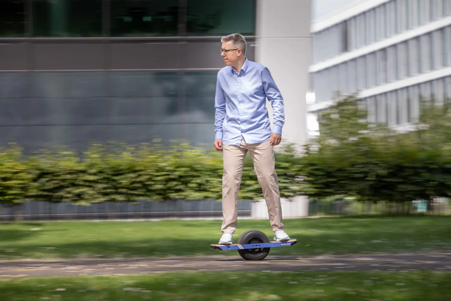 frank thelen on onewheel eyecatchme photography 2