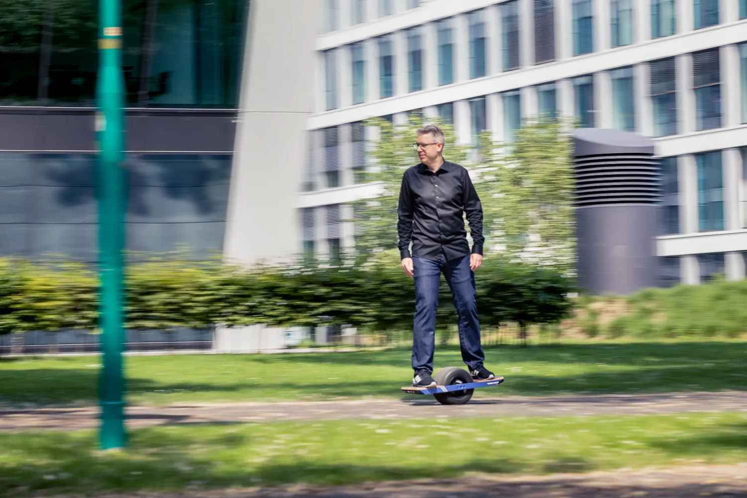 frank thelen on onewheel eyecatchme photography 3