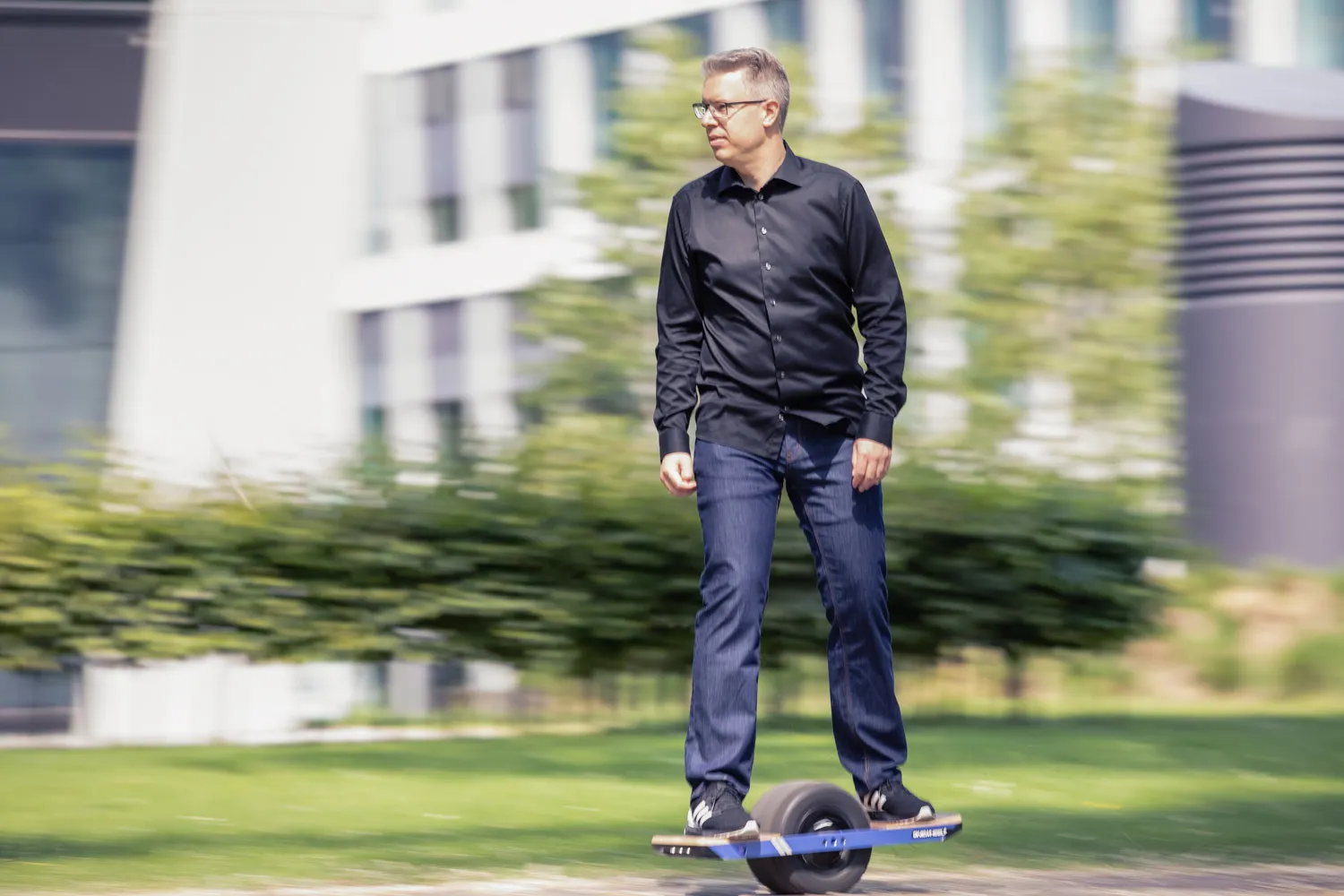 frank thelen on onewheel eyecatchme photography jpg